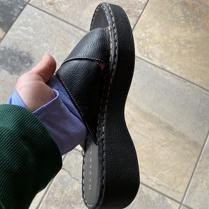 Black Pebbled Leather NEVADA Slide Sandals Size 10